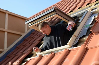 Pose de fenêtres de toit Velux au Hézo